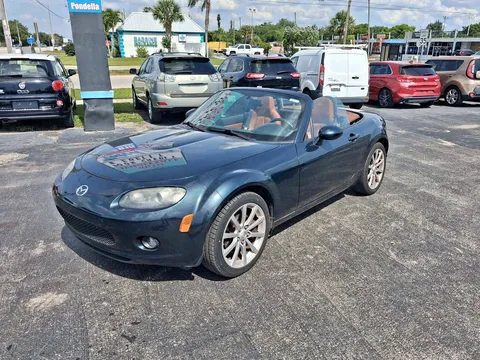 2006 Mazda MX-5 Miata Grand Touring Hard Top Convertible