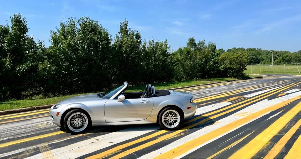 2006 Mazda NC MX-5 Miata - Image 3 of 5