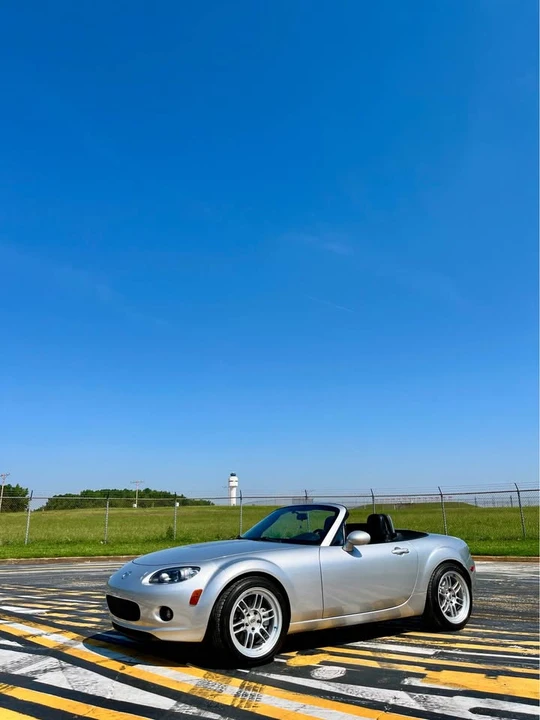 2006 Mazda NC MX-5 Miata - Image 5 of 5