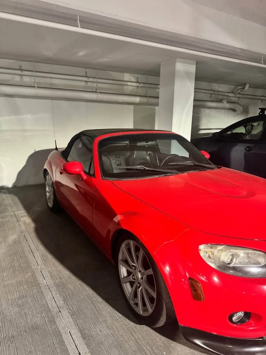 2006 Mazda NC MX-5 Miata - Image 2 of 11