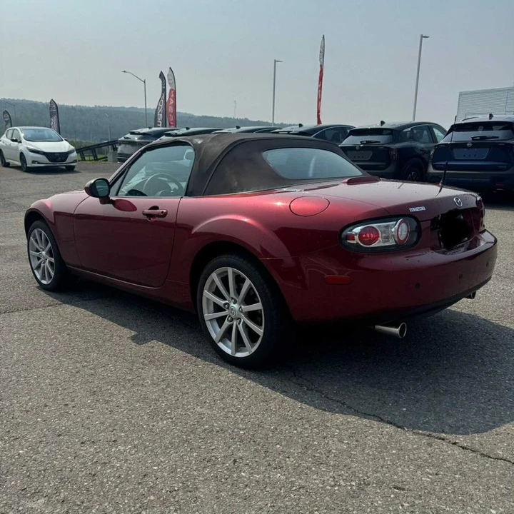 2006 Mazda NC MX-5 Miata - Image 5 of 6