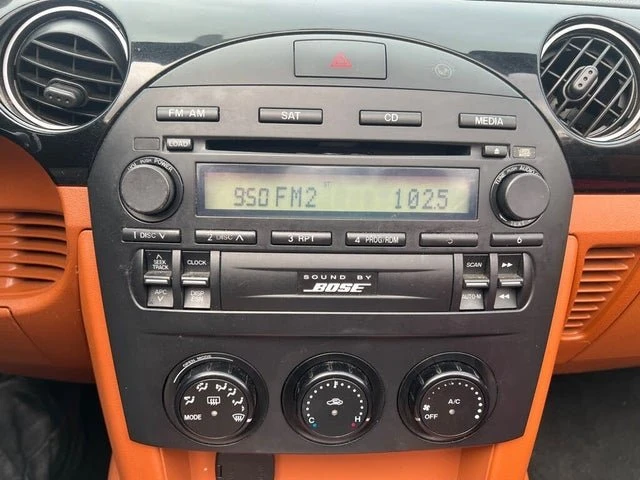 2006 Mazda NC MX-5 Miata - Image 15 of 18