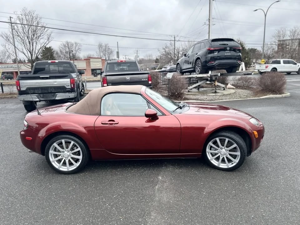 2006 Mazda NC MX-5 Miata - Image 4 of 15