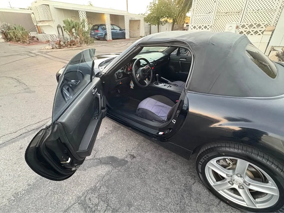 2006 Mazda NC MX-5 Miata - Image 3 of 10
