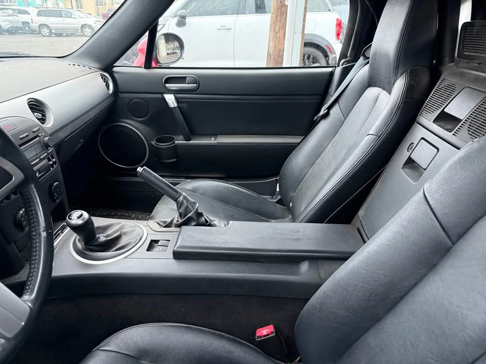 2006 Mazda NC MX-5 Miata - Image 4 of 4