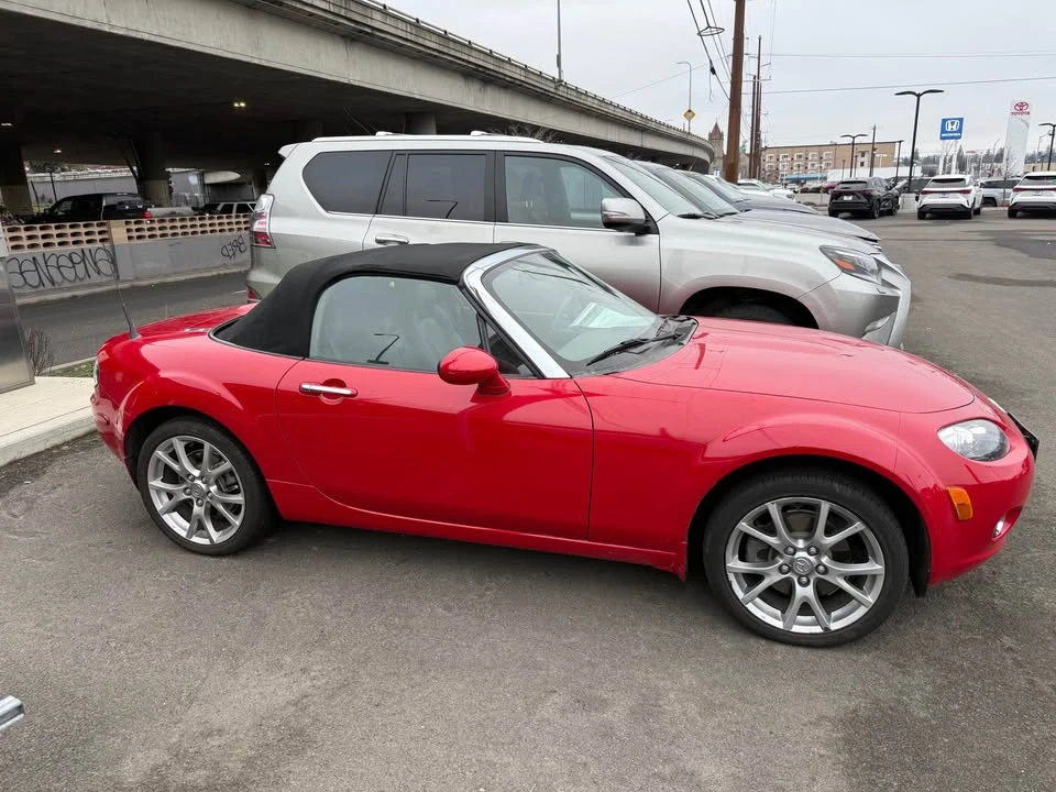 2006 Mazda NC MX-5 Miata - Image 2 of 4