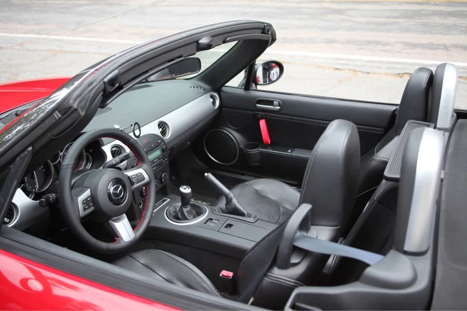 2006 Mazda NC MX-5 Miata - Image 9 of 10