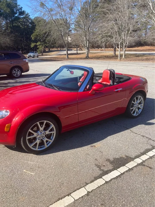 2006 Mazda NC MX-5 Miata - Image 2 of 3