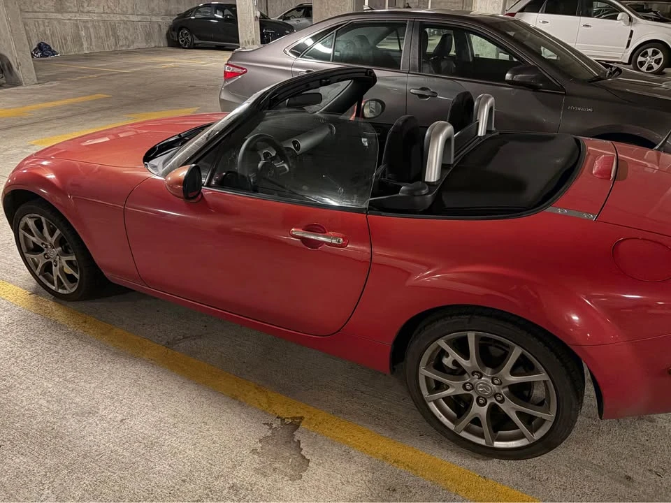 2006 Mazda NC MX-5 Miata - Image 9 of 12
