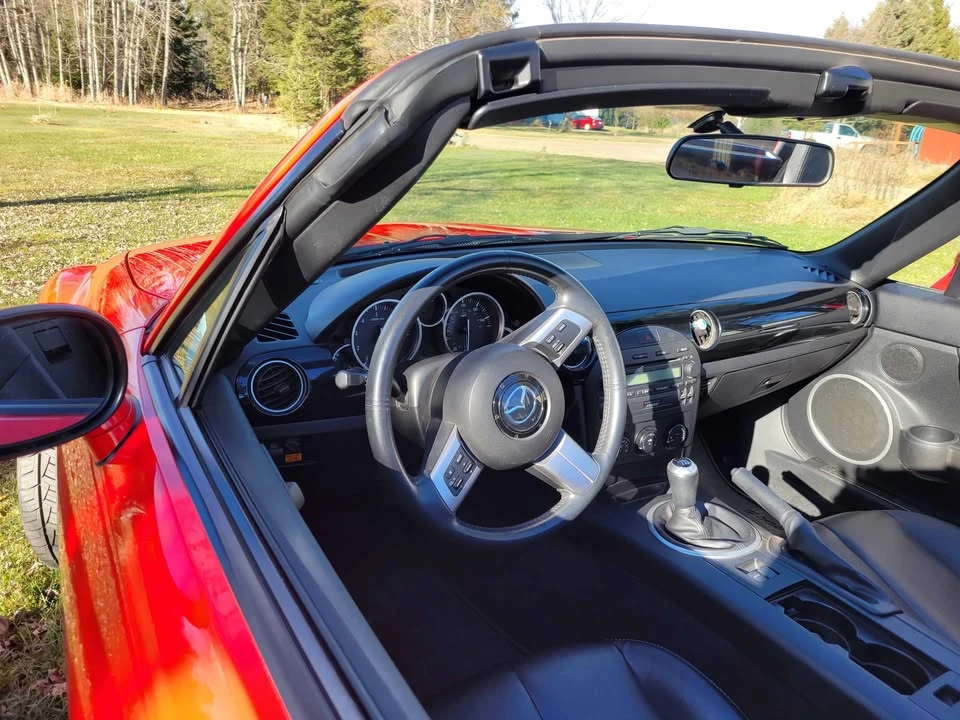 2006 Mazda NC MX-5 Miata - Image 13 of 17