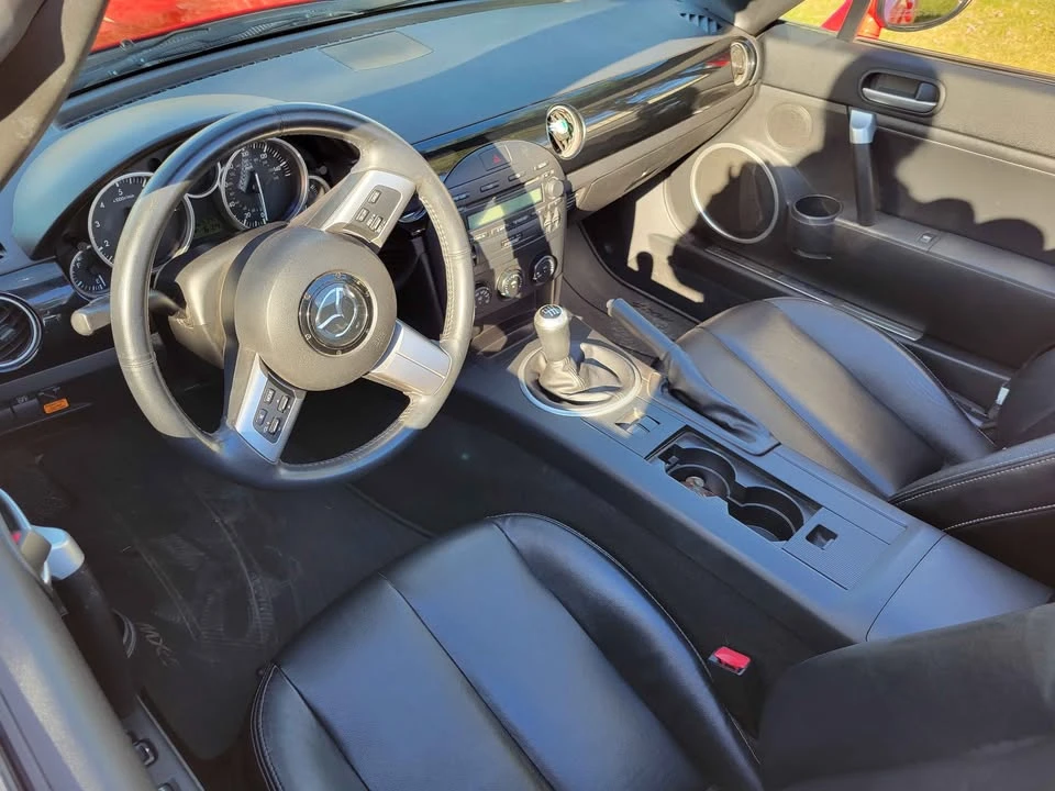 2006 Mazda NC MX-5 Miata - Image 8 of 17
