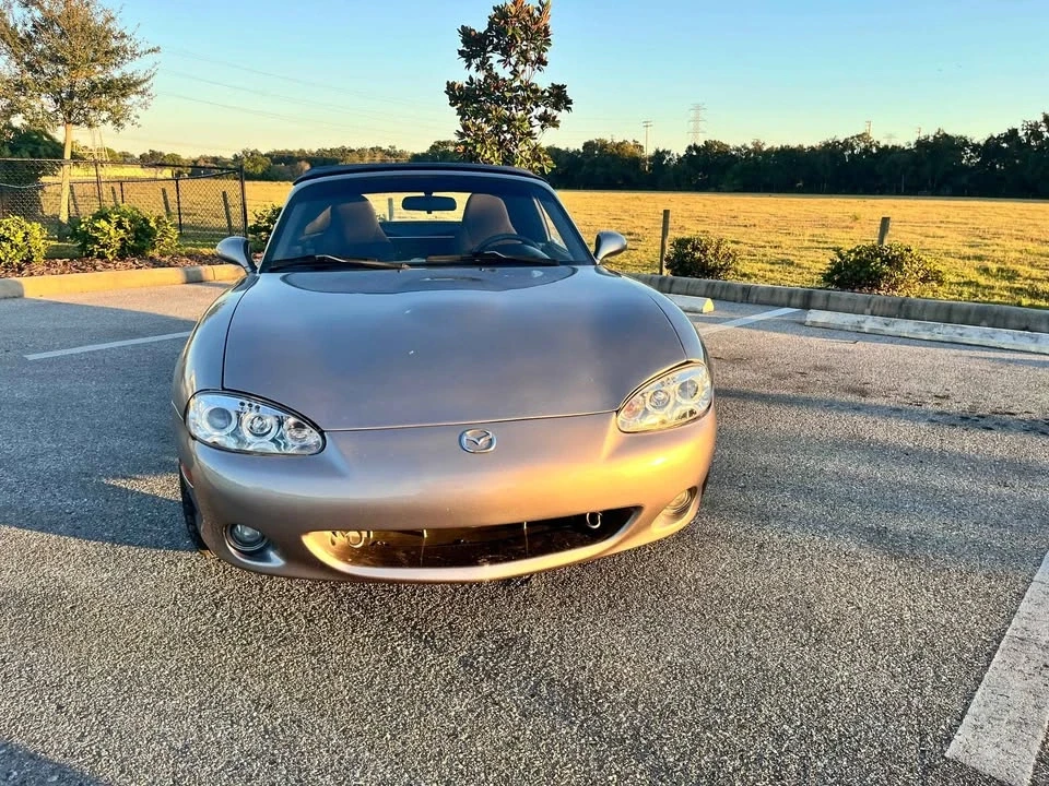 2006 Mazda NC MX-5 Miata - Image 2 of 8