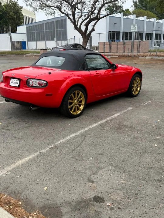 2006 Mazda NC MX-5 Miata - Image 8 of 11