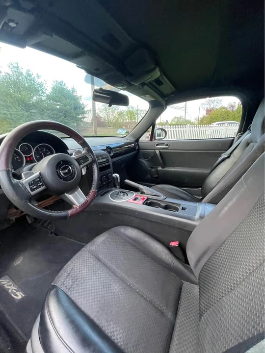2006 Mazda NC MX-5 Miata - Image 7 of 8