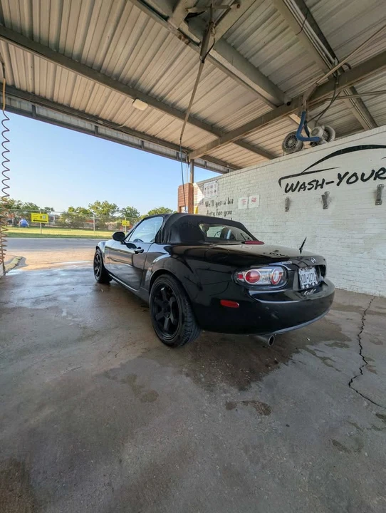 2006 Mazda NC MX-5 Miata - Image 5 of 11