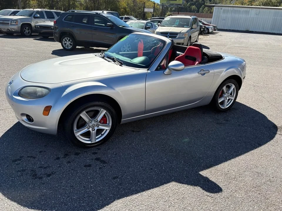 2006 Mazda NC MX-5 Miata - Image 2 of 17
