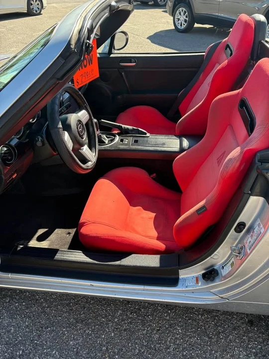 2006 Mazda NC MX-5 Miata - Image 8 of 17