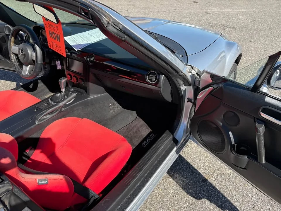 2006 Mazda NC MX-5 Miata - Image 11 of 17