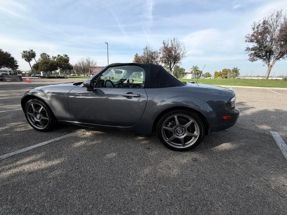 2006 Mazda NC MX-5 Miata - Image 8 of 11