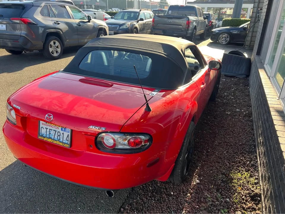 2006 Mazda NC MX-5 Miata - Image 4 of 8
