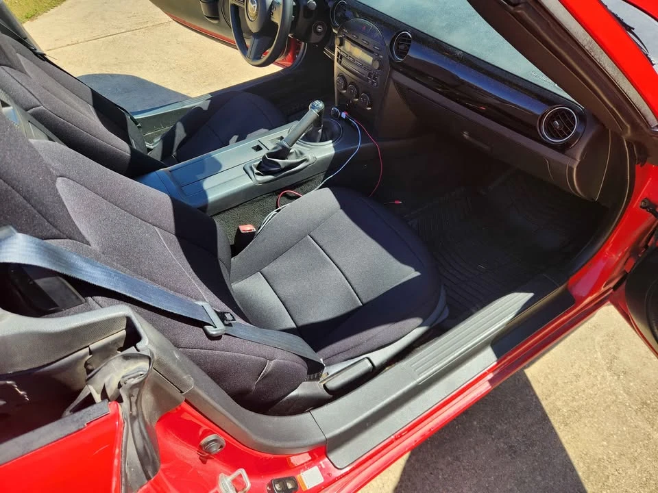 2006 Mazda NC MX-5 Miata - Image 10 of 11
