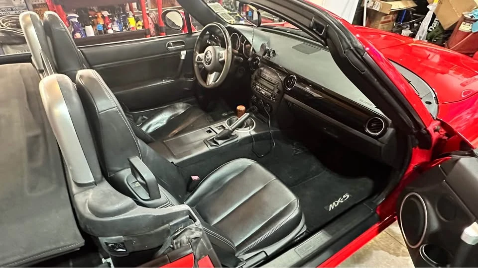 2006 Mazda NC MX-5 Miata - Image 4 of 9