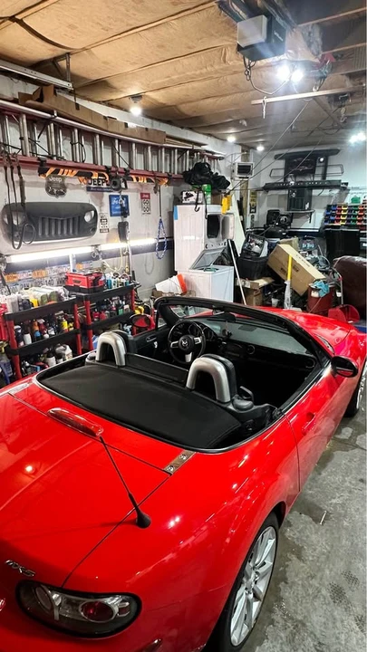 2006 Mazda NC MX-5 Miata - Image 2 of 9