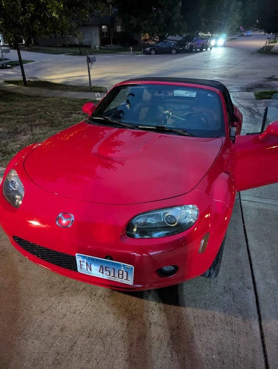 2006 Mazda NC MX-5 Miata - Image 8 of 12
