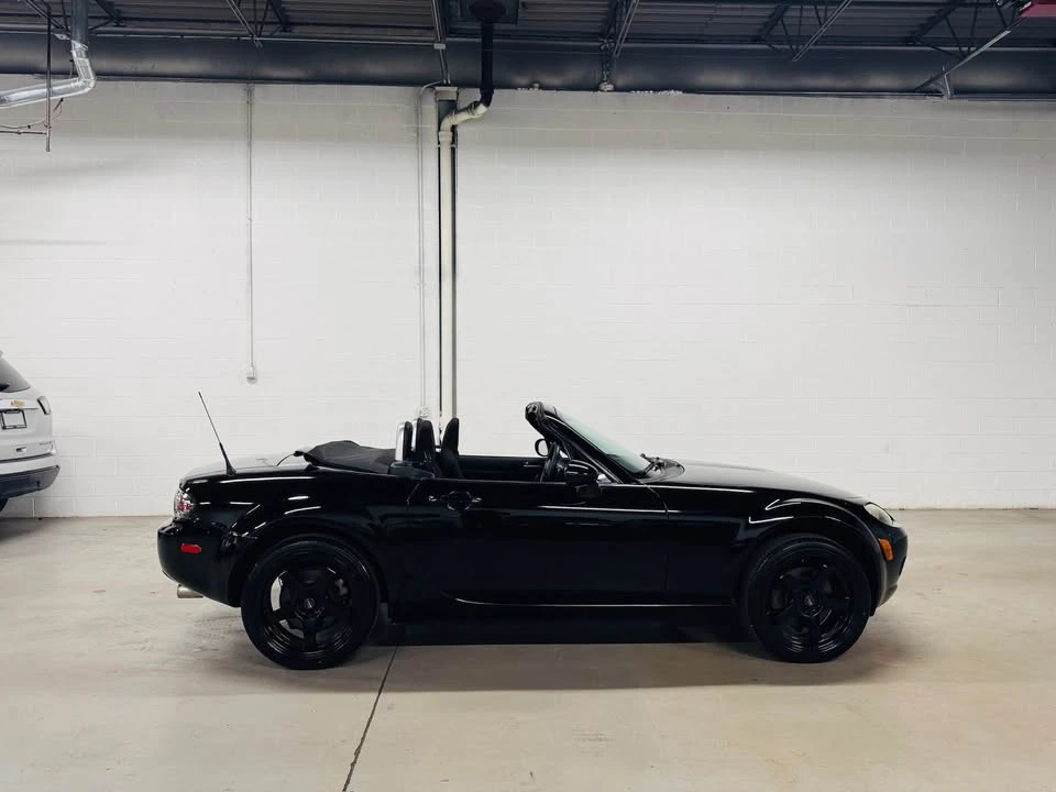 2006 Mazda NC MX-5 Miata - Image 5 of 20