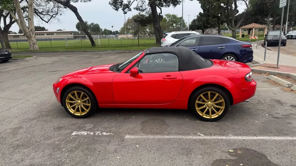 2006 Mazda NC MX-5 Miata - Image 3 of 12