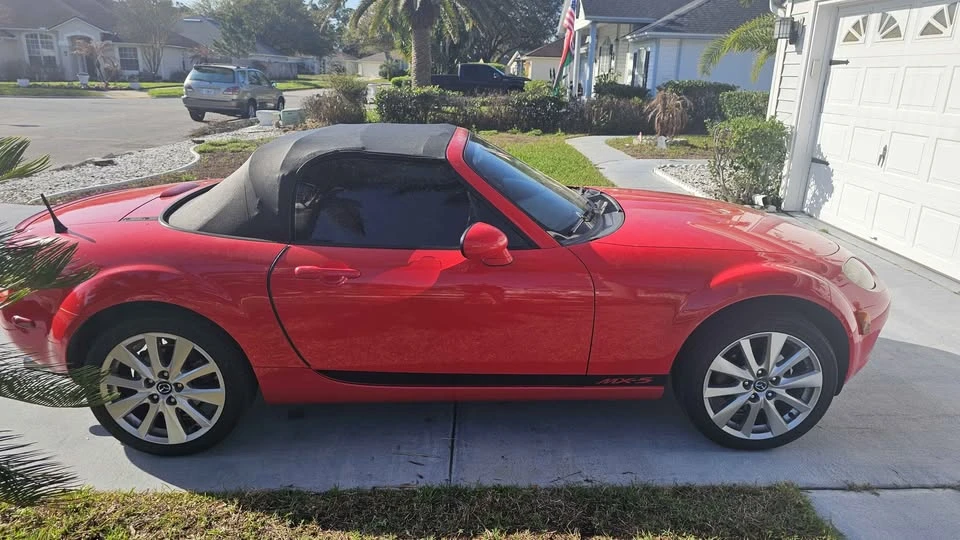2006 Mazda NC MX-5 Miata - Image 11 of 15