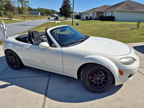 2006 Mazda MX-5 Miata Sport