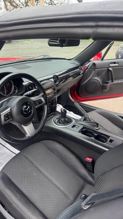 2006 Mazda NC MX-5 Miata - Image 9 of 12
