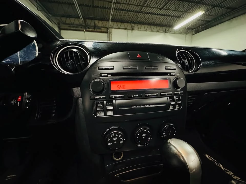 2006 Mazda NC MX-5 Miata - Image 9 of 20