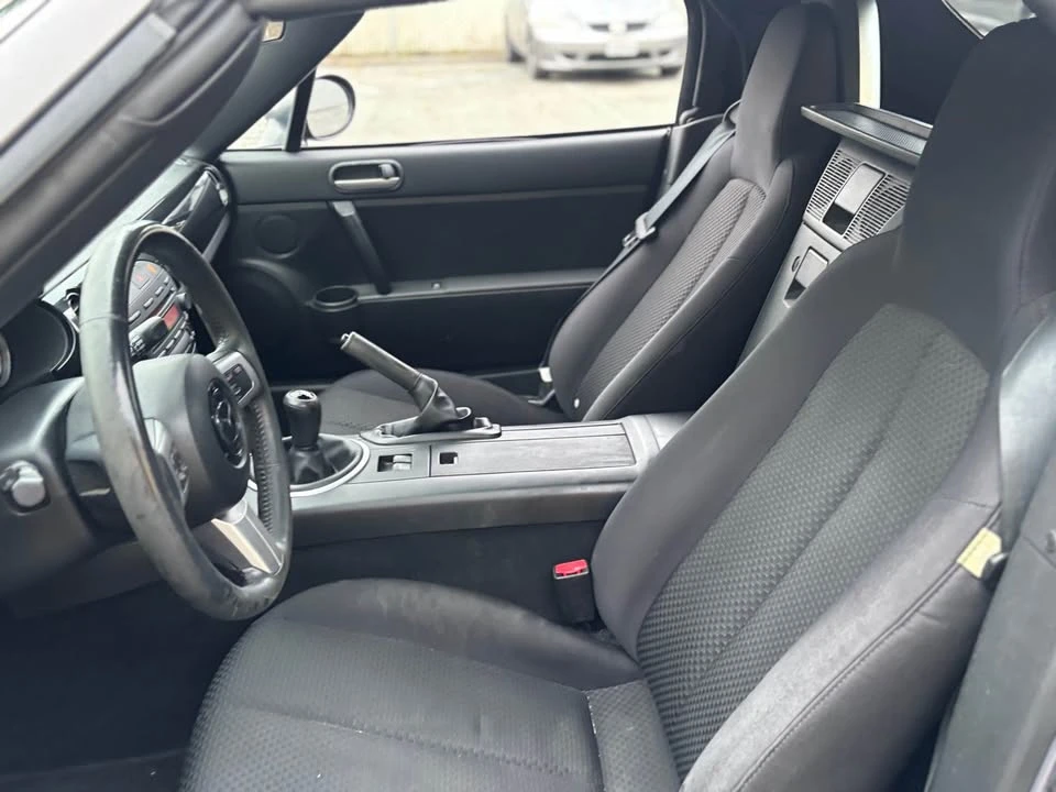 2006 Mazda NC MX-5 Miata - Image 13 of 19