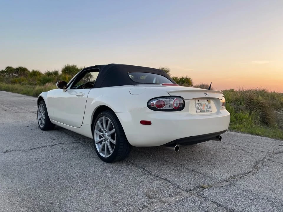 2006 Mazda NC MX-5 Miata - Image 4 of 9