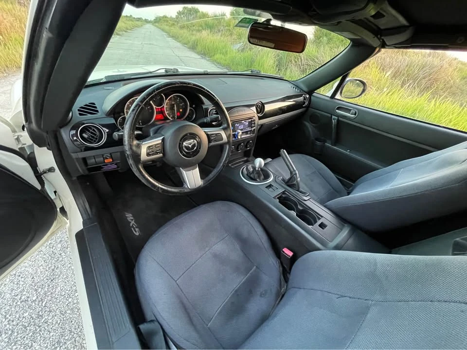 2006 Mazda NC MX-5 Miata - Image 7 of 9