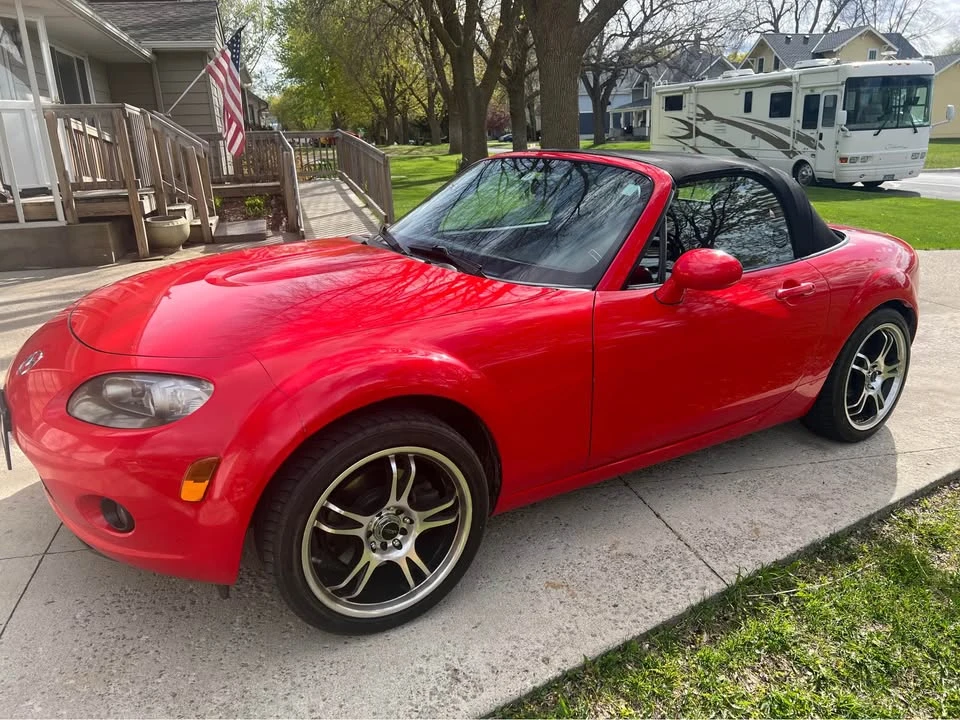 2006 Mazda NC MX-5 Miata - Image 3 of 6