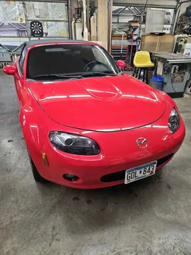 2006 Mazda MX-5 Miata Sport Convertible