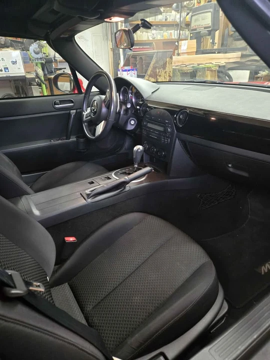 2006 Mazda NC MX-5 Miata - Image 8 of 10