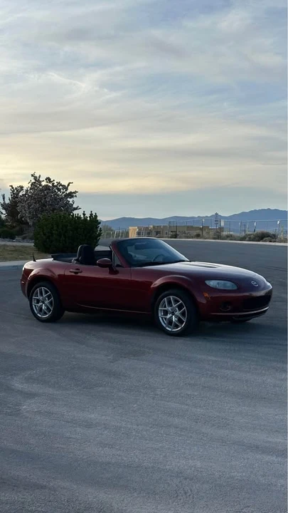 2006 Mazda NC MX-5 Miata - Image 5 of 17