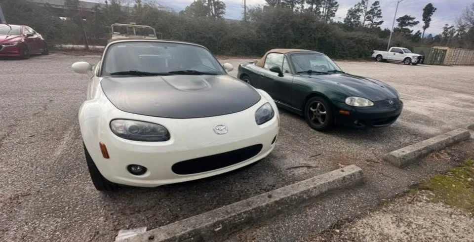 2006 Mazda NC MX-5 Miata - Image 9 of 10
