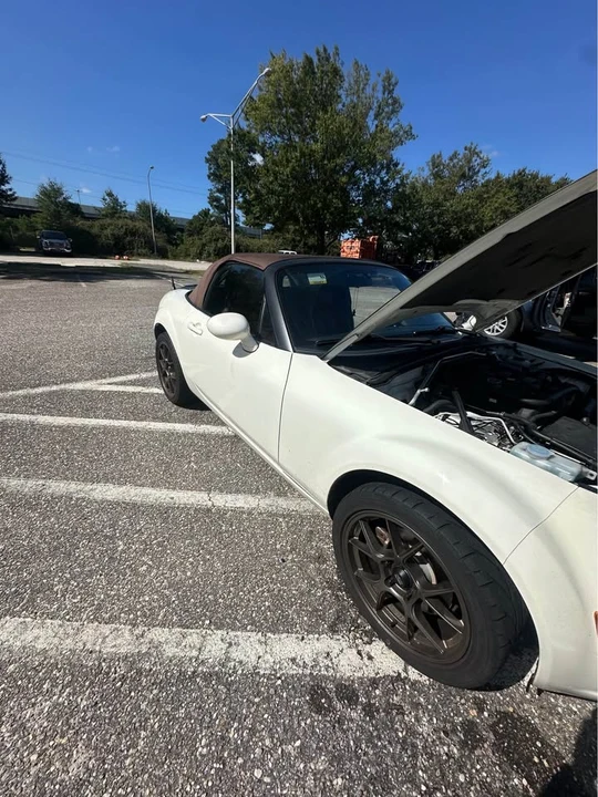 2006 Mazda NC MX-5 Miata - Image 2 of 10