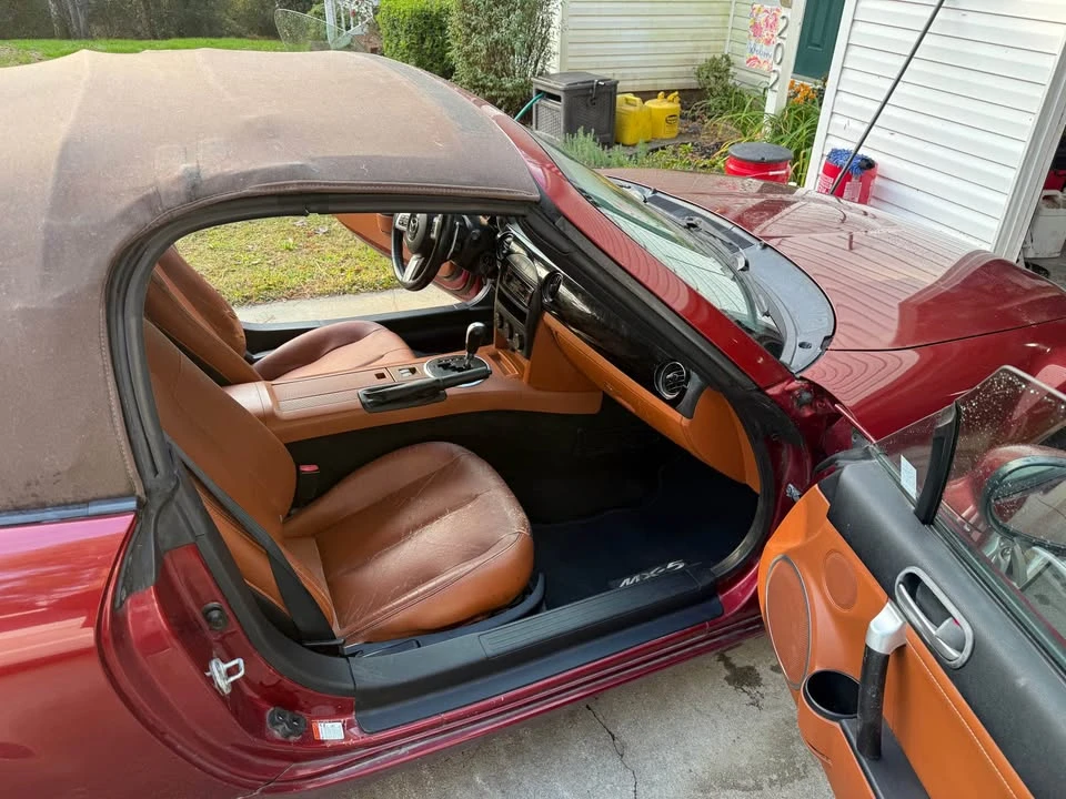 2006 Mazda NC MX-5 Miata - Image 5 of 8