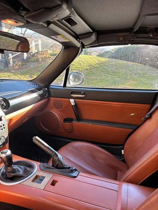 2006 Mazda NC MX-5 Miata - Image 6 of 9