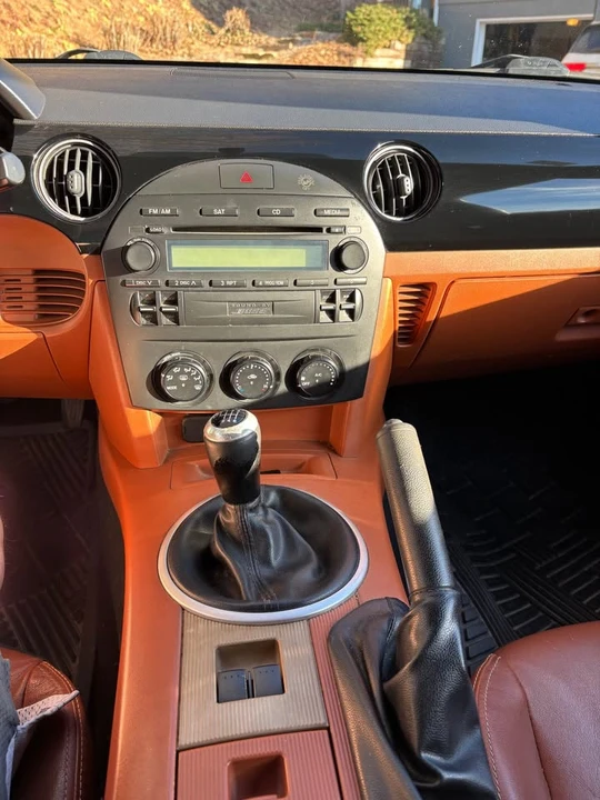 2006 Mazda NC MX-5 Miata - Image 2 of 9