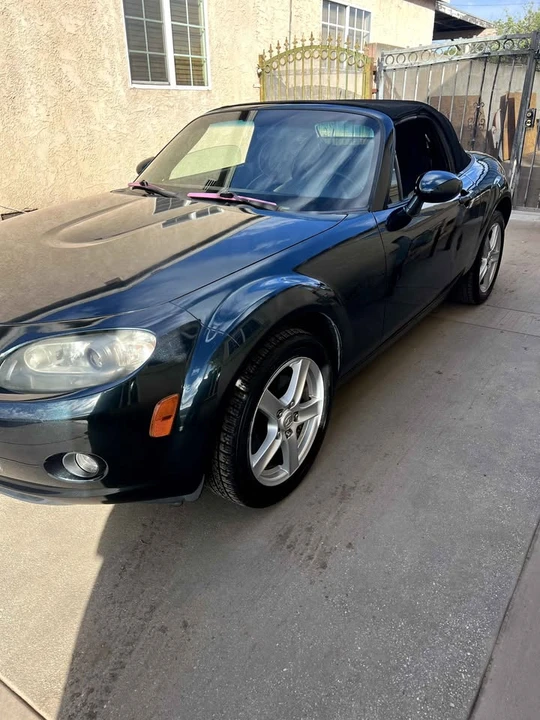 2006 Mazda NC MX-5 Miata - Image 2 of 6