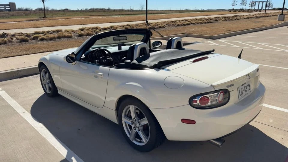2006 Mazda NC MX-5 Miata - Image 2 of 9