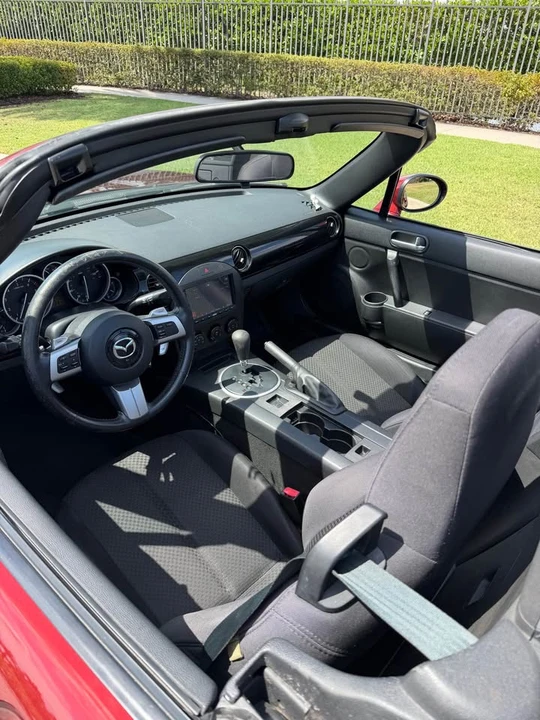 2006 Mazda NC MX-5 Miata - Image 14 of 19