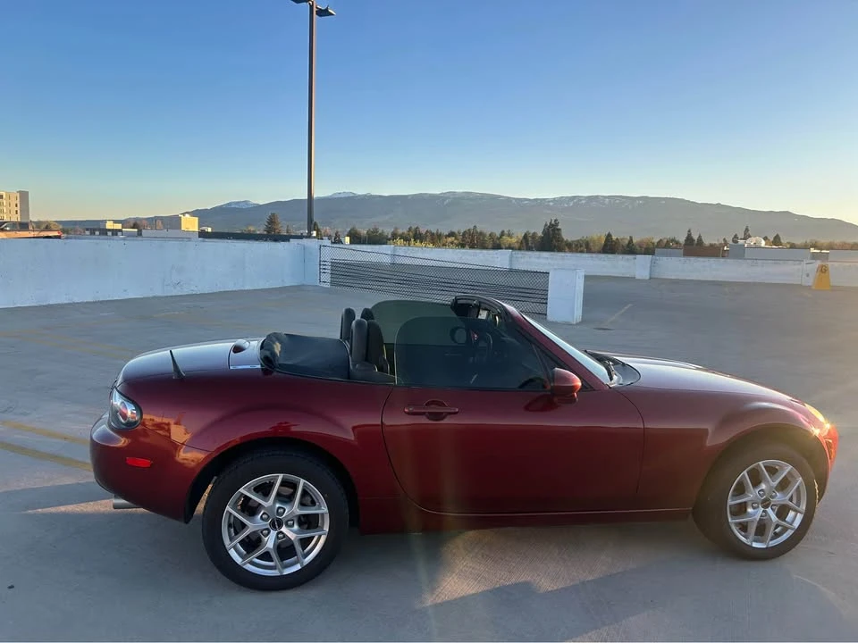 2006 Mazda NC MX-5 Miata - Image 5 of 9